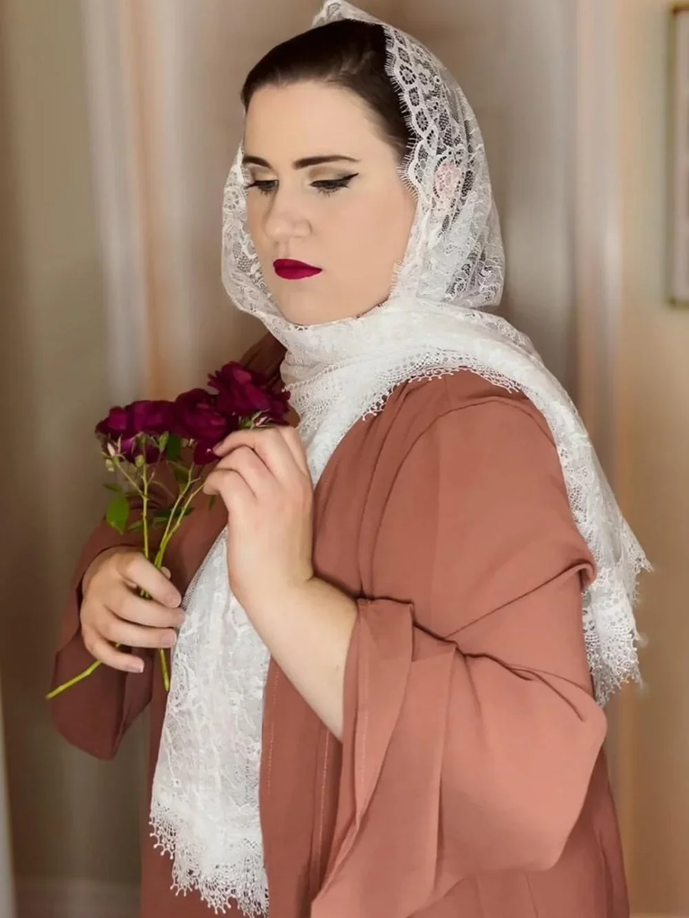 Elegant Floral Lace Chapel Veil Scarf for Women | Rectangular Mantilla Wrap